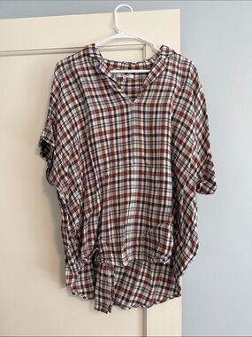 Madewell Plaid V-Neck Top in Rust, Navy & White